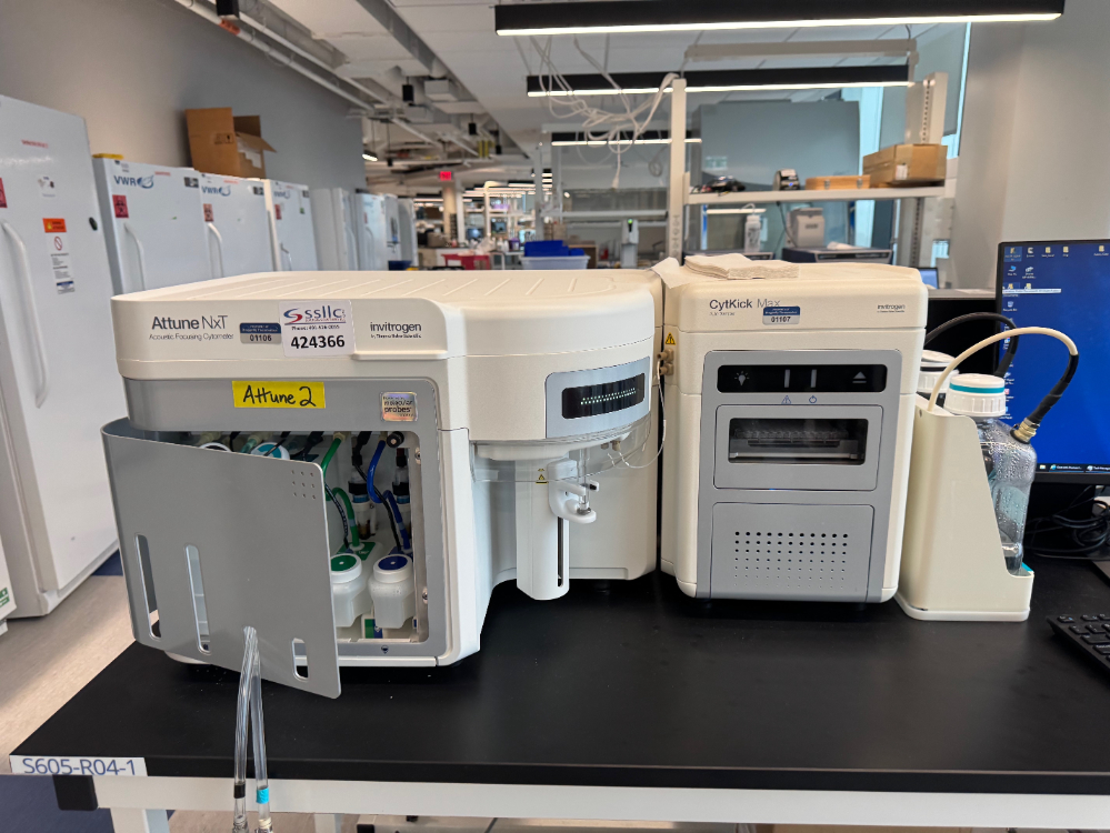 Image of Invitrogen Attune NxT Acoustic Focusing Cytometer